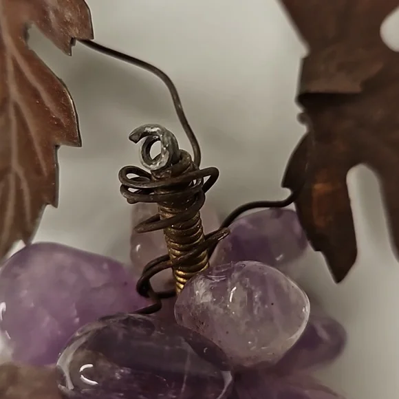 Vintage polished amethyst grape and leaf set of 2 - Picture 11 of 12